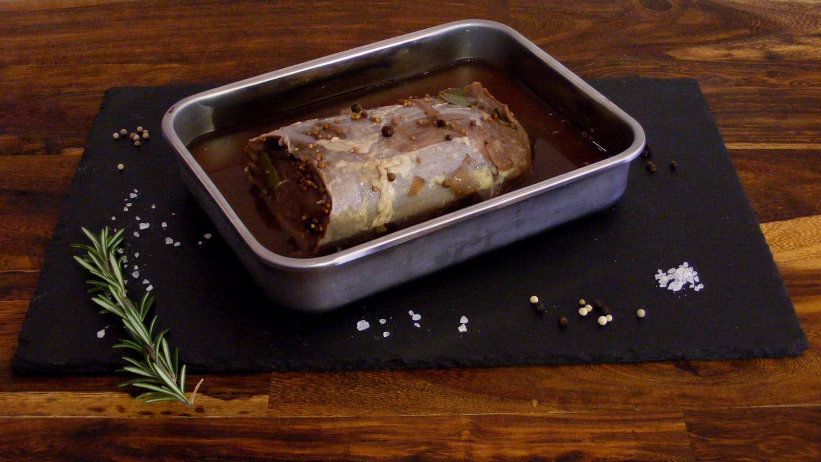 Sauerbraten vom Rind SchwarzHandel Rindfleisch Rindfleischprodukte Rindfleischprodukt Rindfleischerzeugnisse Rindfleischerzeugniss Beef BeefStore Premiumbeef